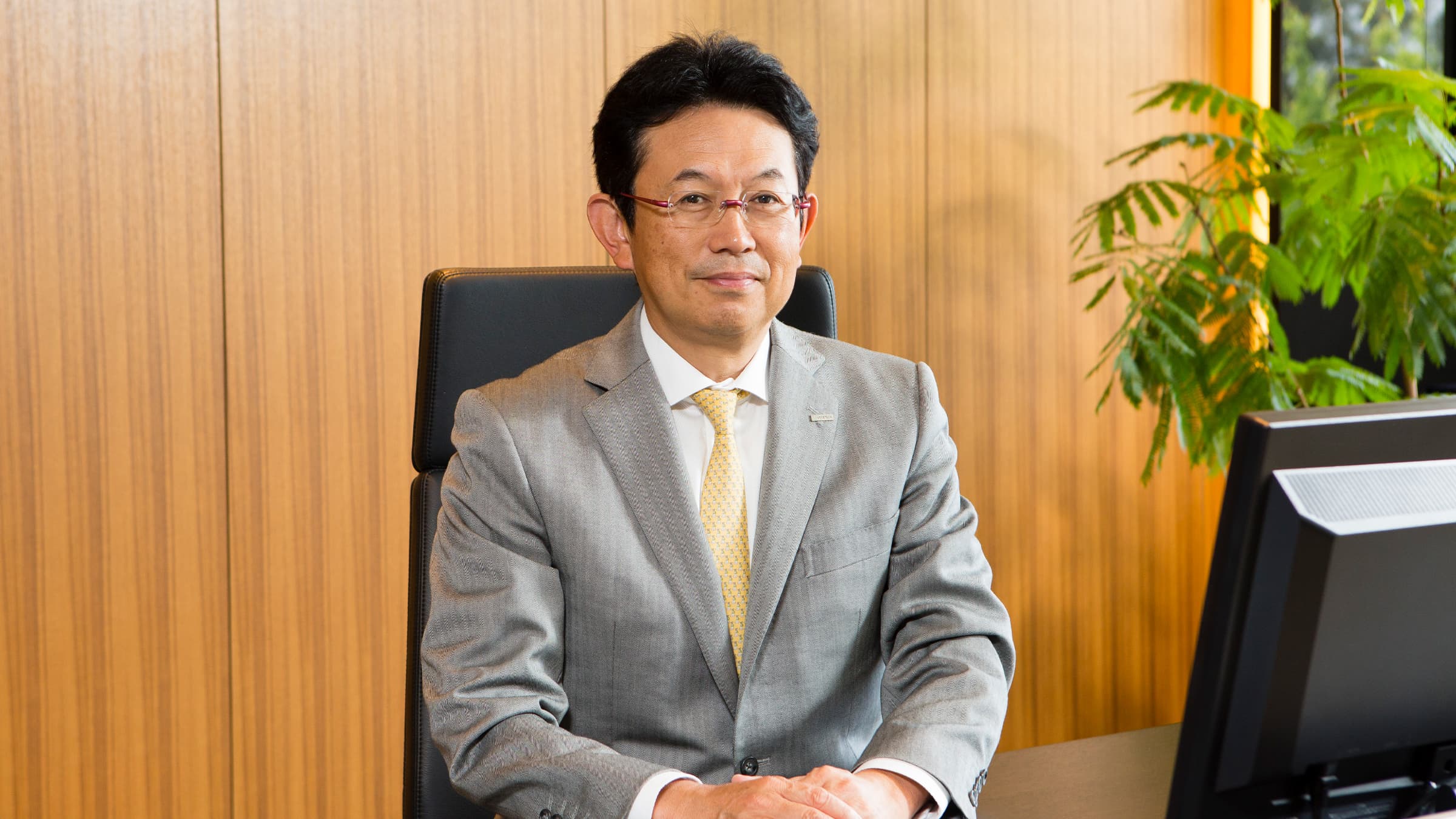代表取締役社長 CEO 遠矢 康太郎